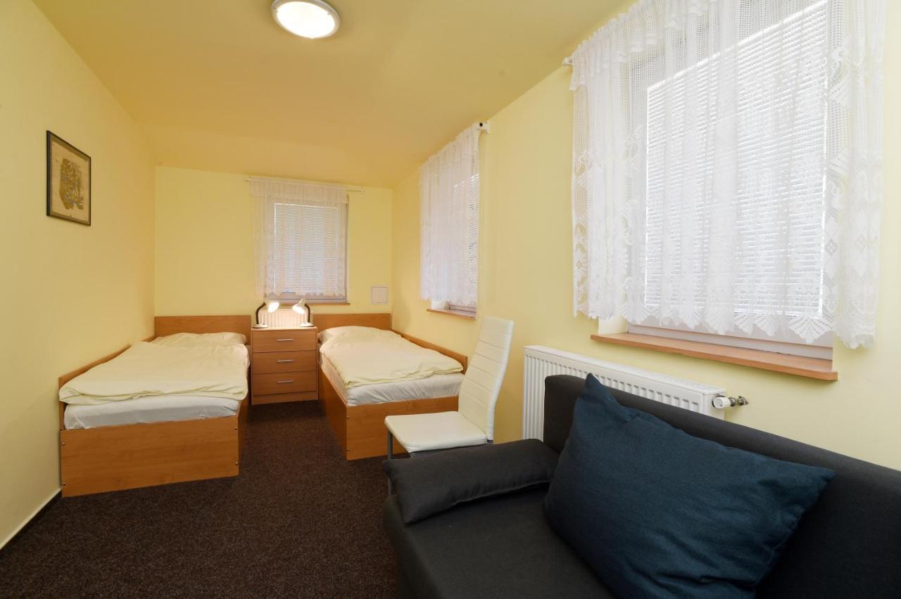 Hotel U Jezirka Liberec Exterior photo