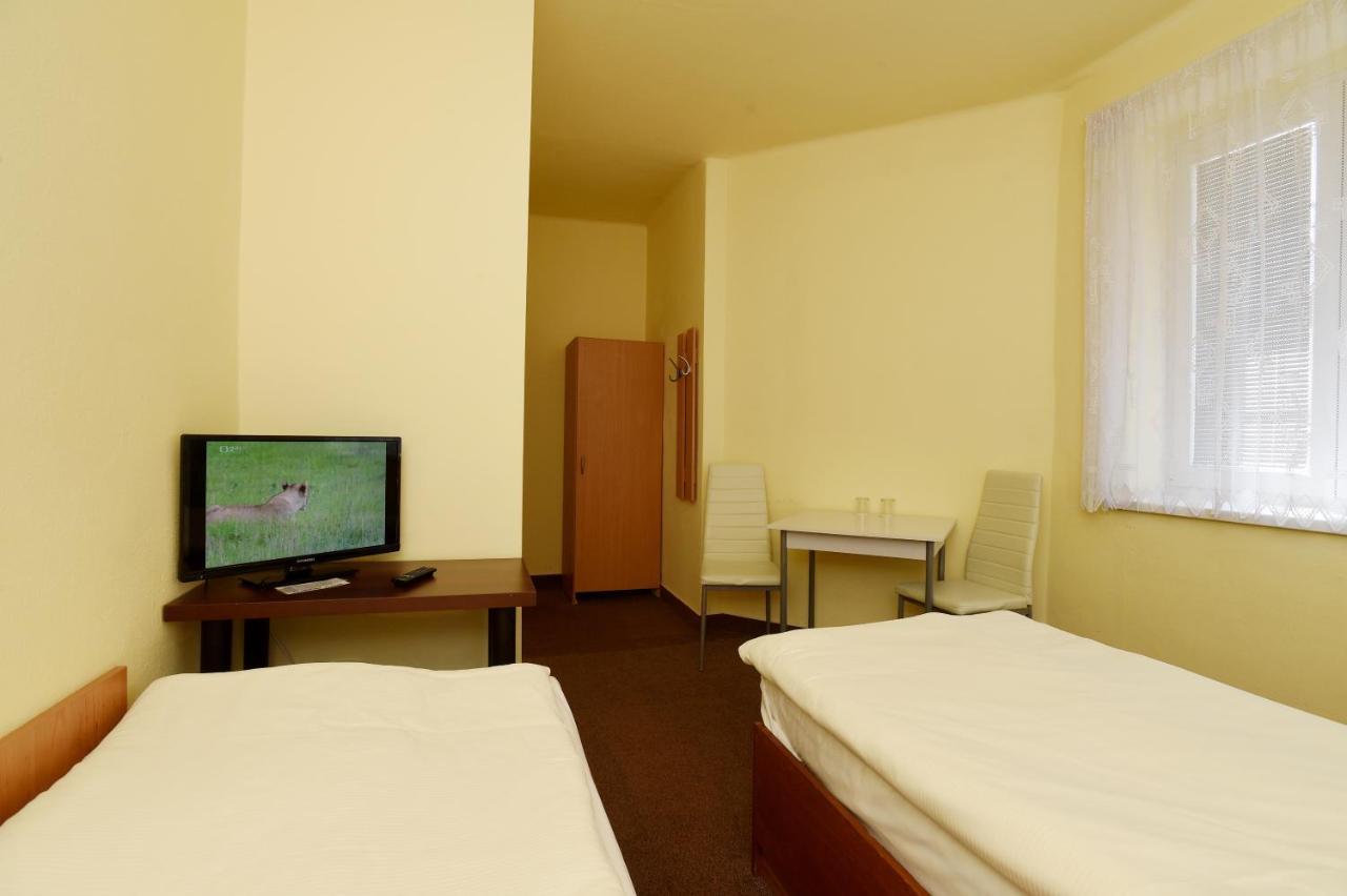 Hotel U Jezirka Liberec Exterior photo