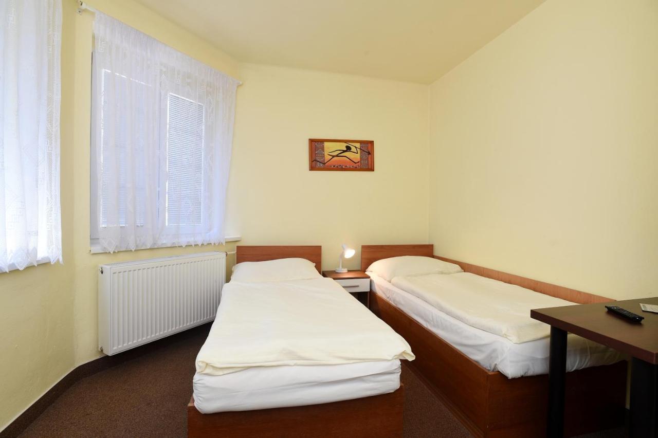 Hotel U Jezirka Liberec Exterior photo